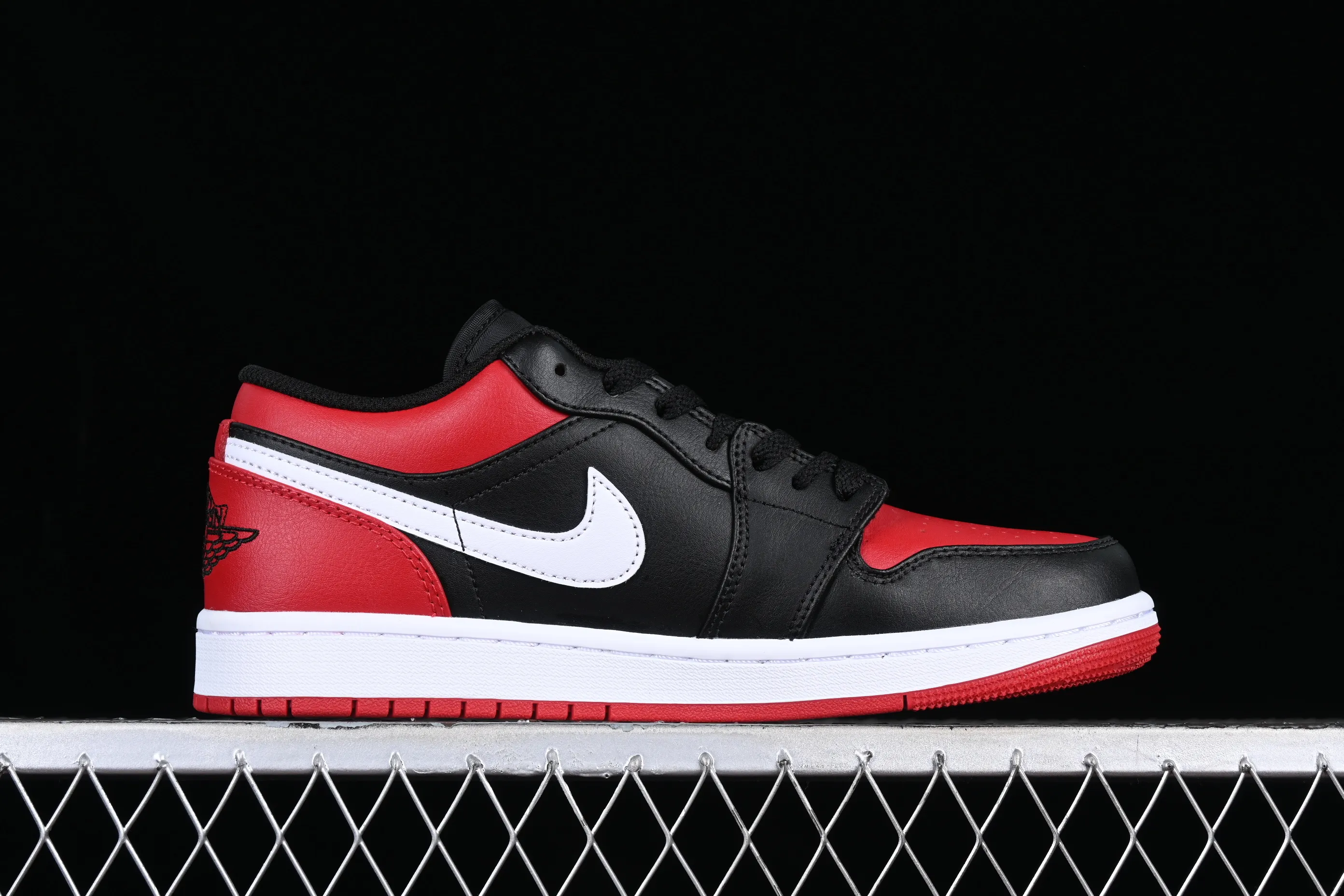 All categories Air Jordan Jordan series basketball shoes Air Jordan 1 Low G version pure original Air Jordan 1 Low "Shattered Backboard" AJ1 Joe 1 new black and red low-top cultural casual sneakers 553558-066